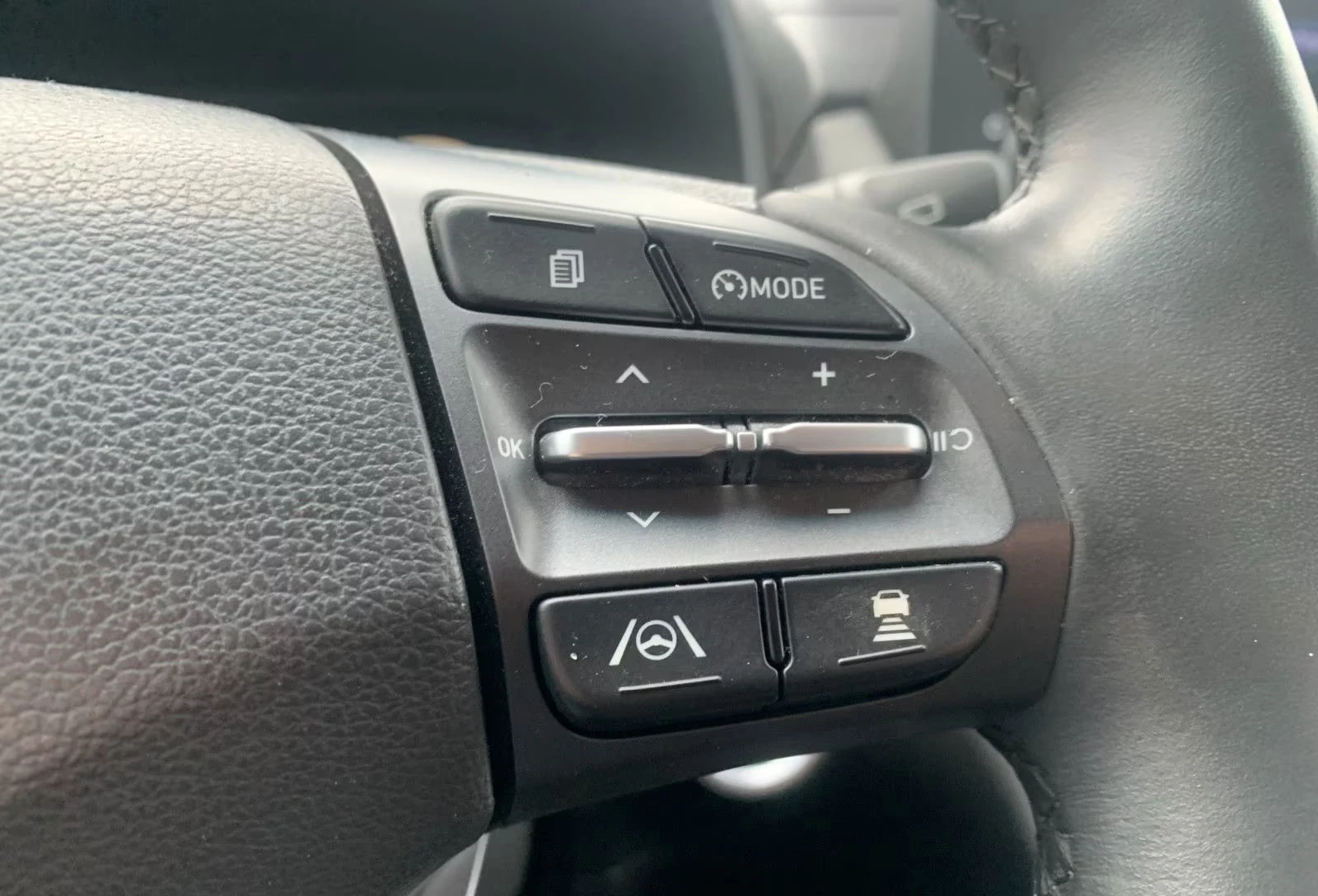 Hyundai Kona SELECT/136HP/LED/CAM/ACC/CPLAY/DIGI/756g - изображение 6