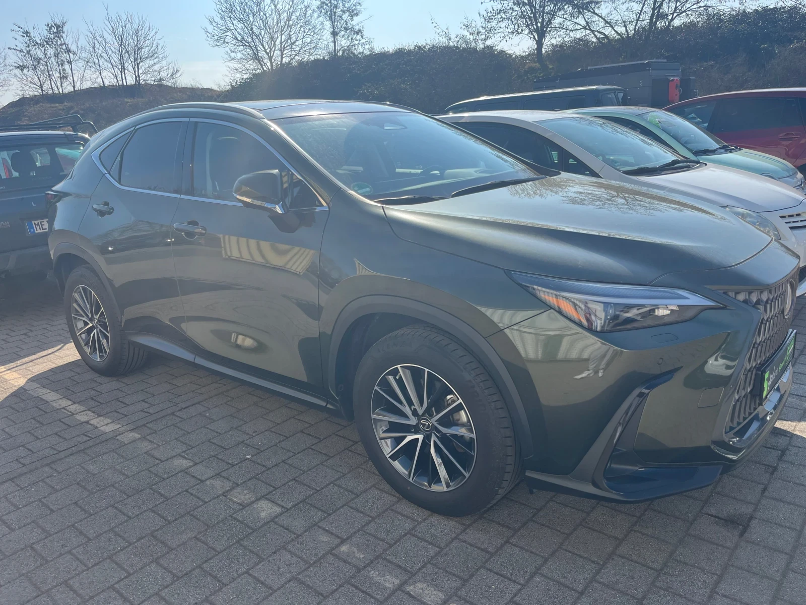 Lexus NX 350h, снимка 2 - Автомобили и джипове - 53748569