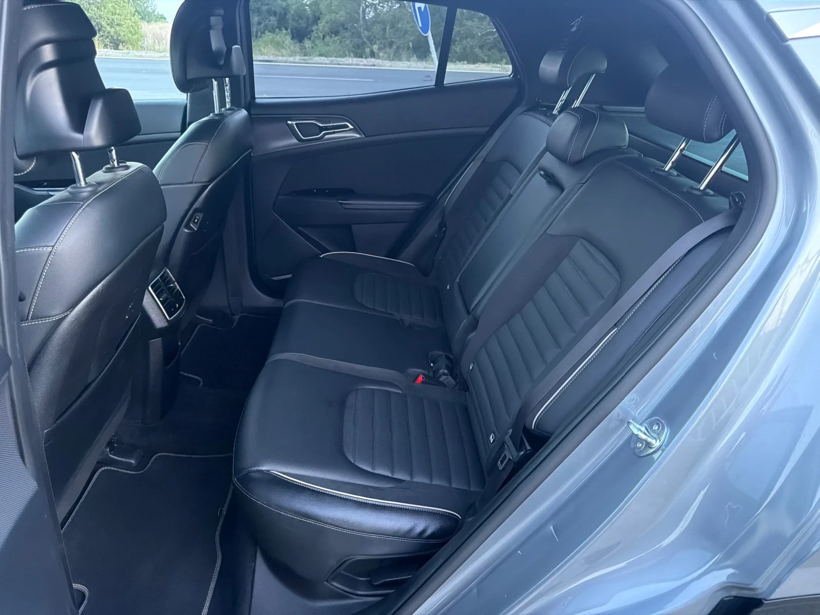 Kia Sportage GT LINE PLUS / 1.6 PHEV / AWD / 360 / ОБДУХВАНЕ , снимка 12 - Автомобили и джипове - 55869725