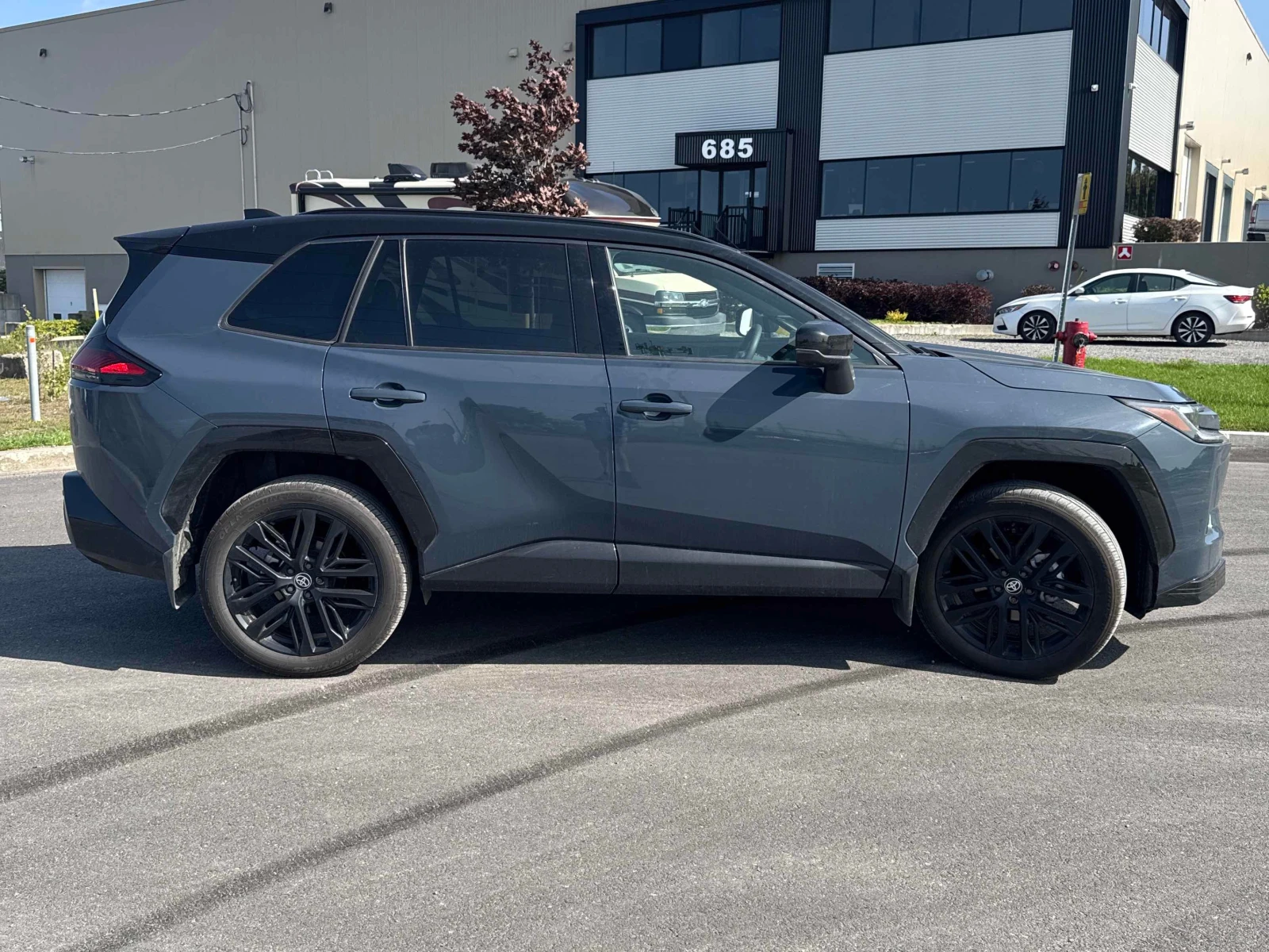 Toyota Rav4  / JBL / 360 / Обдухване / Carfax / Автокредит , снимка 3 - Автомобили и джипове - 56064966