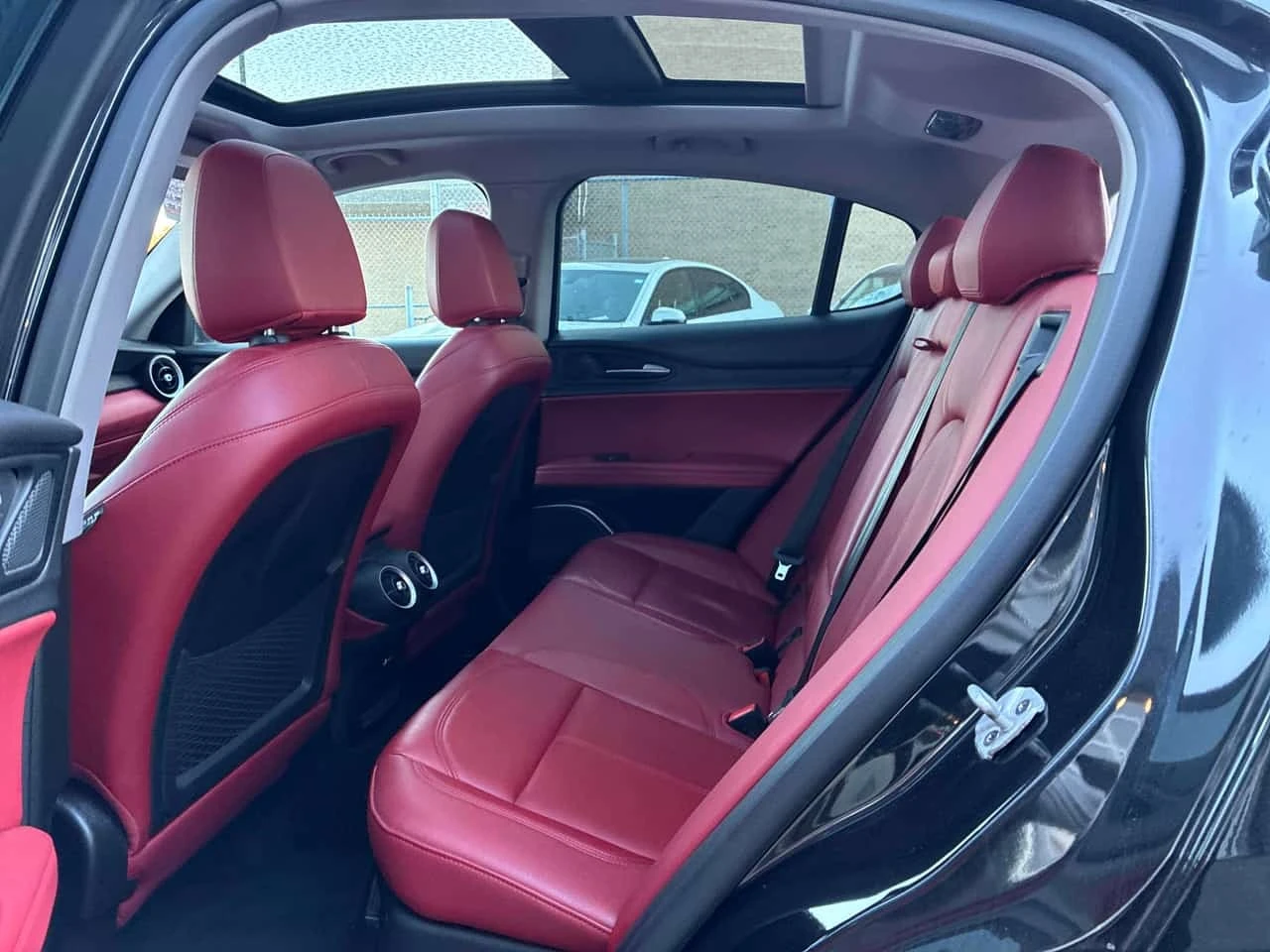 Alfa Romeo Stelvio * AWD * CARFAX * ���������������� *  | Mobile.bg � ����������� 14