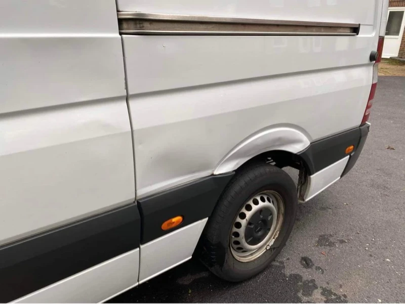 Mercedes-Benz Sprinter 213, снимка 4 - Бусове и автобуси - 49319679