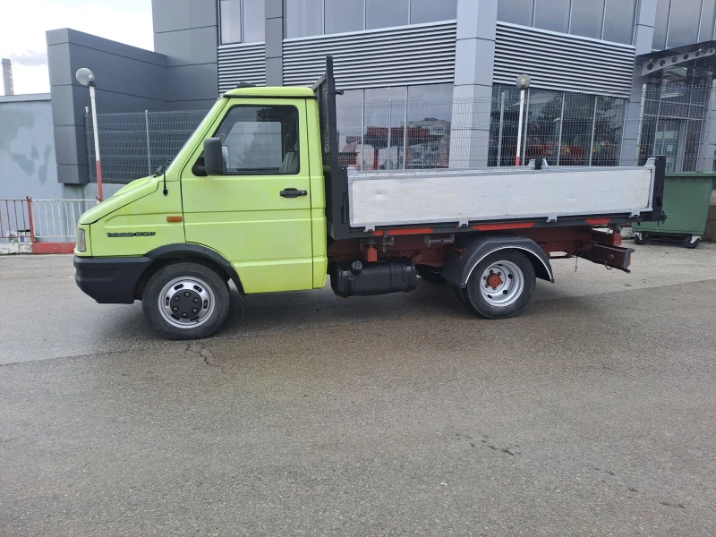 Iveco Daily 2.5тд.Италия.3странен.Италия, снимка 11 - Бусове и автобуси - 53293191