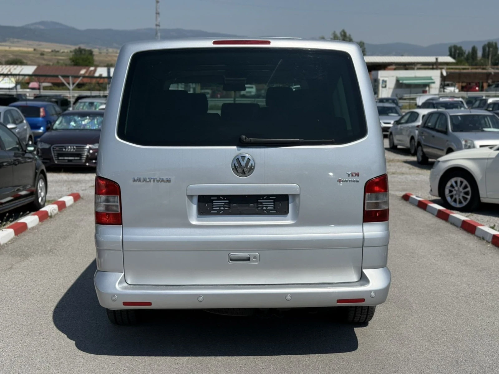 VW Multivan 4motin , снимка 4 - Бусове и автобуси - 53877557