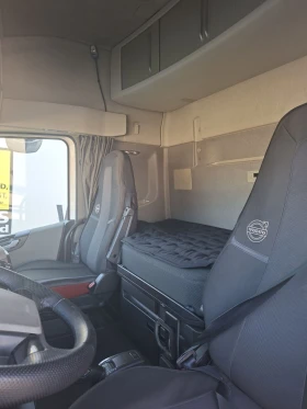 Volvo Fh 4X2, снимка 12