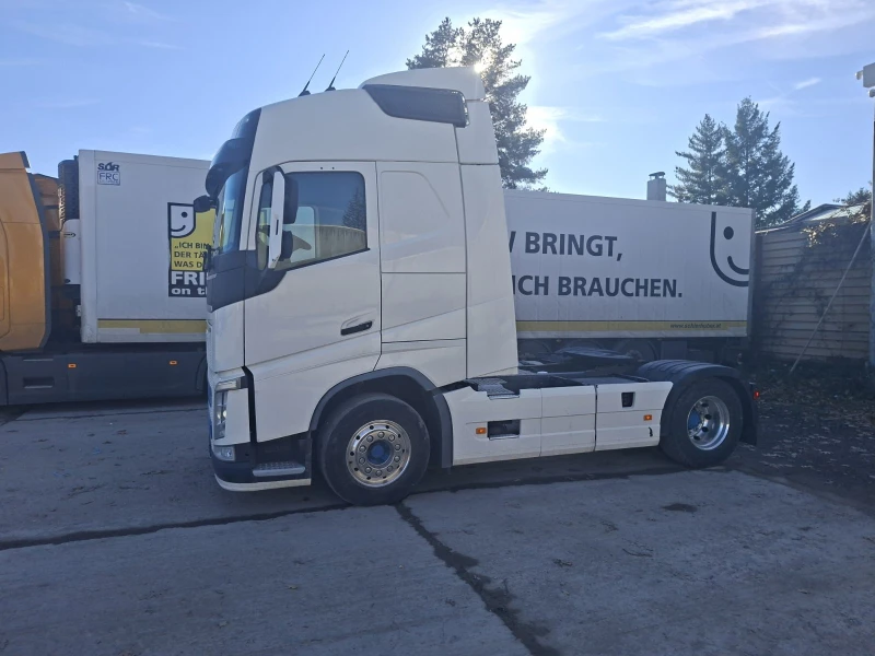Volvo Fh 4X2, снимка 4 - Камиони - 53110408