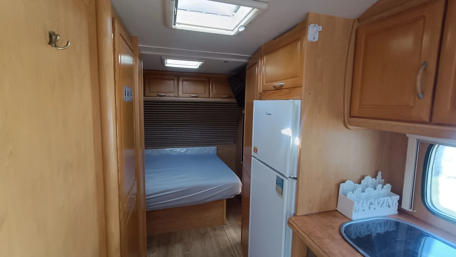 Каравана Caravelair Elegante 595, снимка 15 - Каравани и кемпери - 55650581