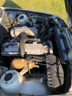 BMW 324 E30, снимка 13