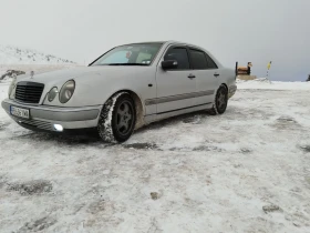 Mercedes-Benz E 250, снимка 3