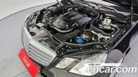 Mercedes-Benz E 200, снимка 6