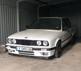     BMW 324 E30