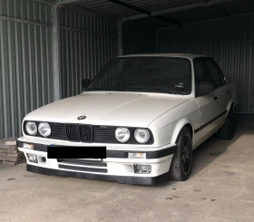     BMW 324 E30