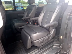 Hyundai Staria 2.2 d AWD Luxury - Сервизна история! - 77500 лв. - 66010582 14