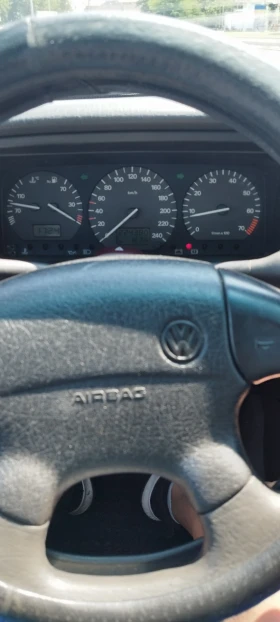 VW Passat | Mobile.bg    14