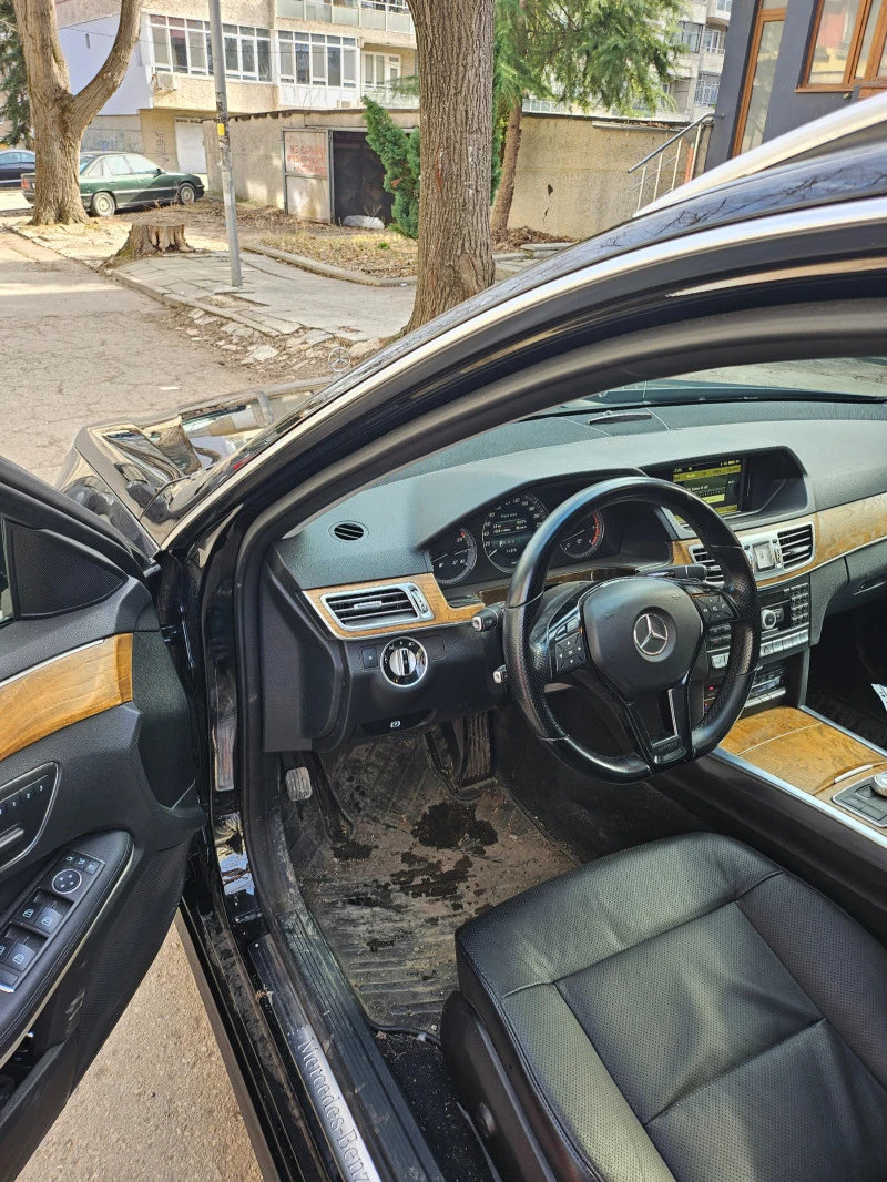 Mercedes-Benz E 350, снимка 10 - Автомобили и джипове - 44179506