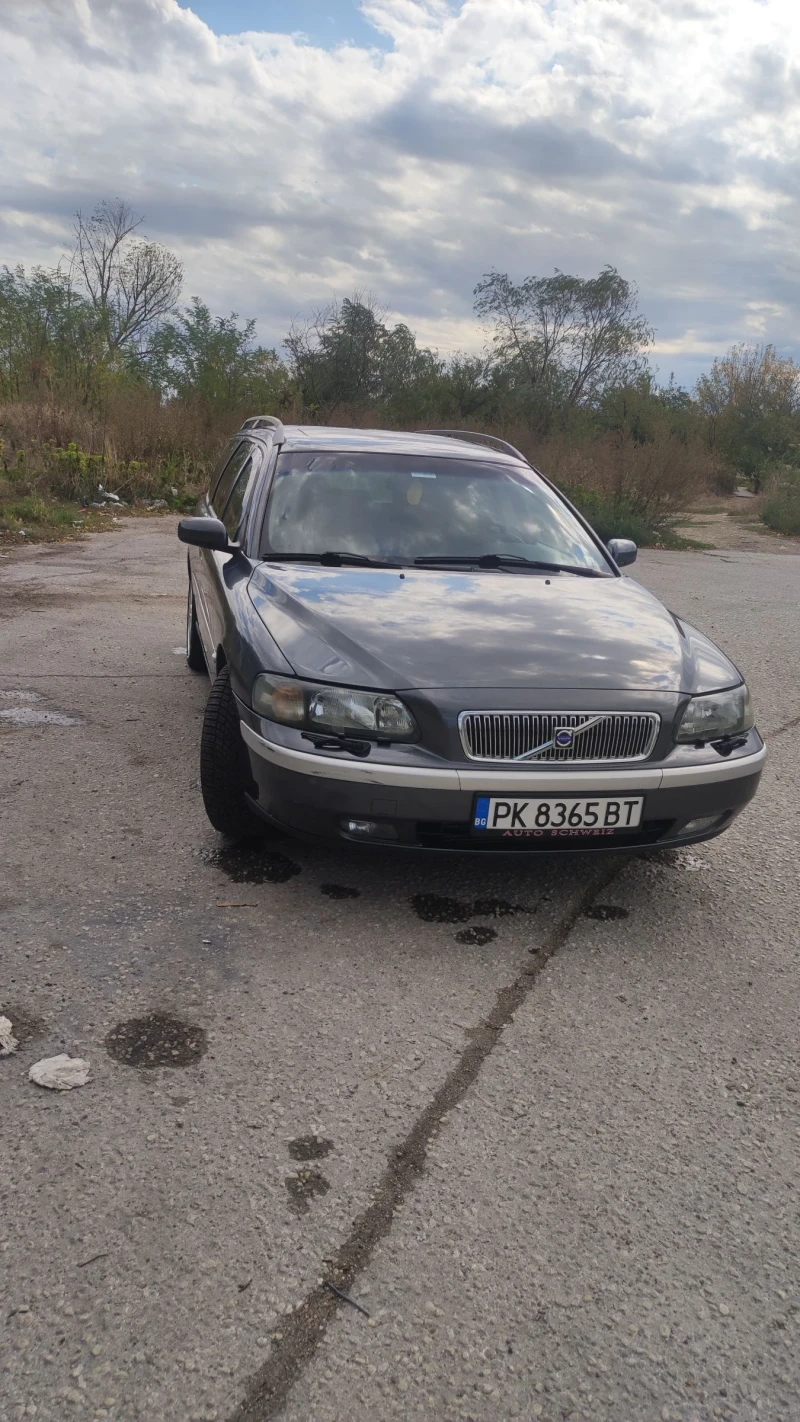 Volvo V70 AWD, снимка 3 - Автомобили и джипове - 47557761