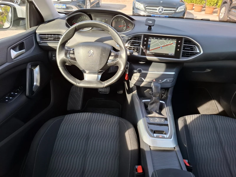 Peugeot 308 2.0 BLUE HDI, снимка 8 - Автомобили и джипове - 47717253