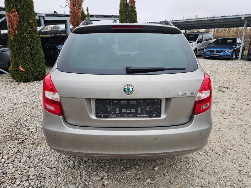 Skoda Fabia 1.6TDI РЕАЛНИ КИЛОМЕТРИ, снимка 4 - Автомобили и джипове - 47958708