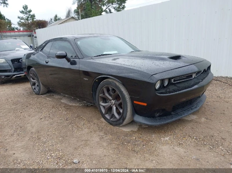 Dodge Challenger R/T 5.7 V8 HEMI, снимка 3 - Автомобили и джипове - 48476458