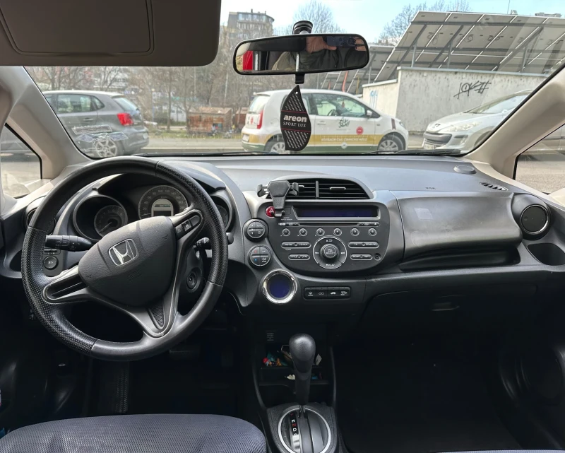 Honda Jazz, снимка 10 - Автомобили и джипове - 49491665