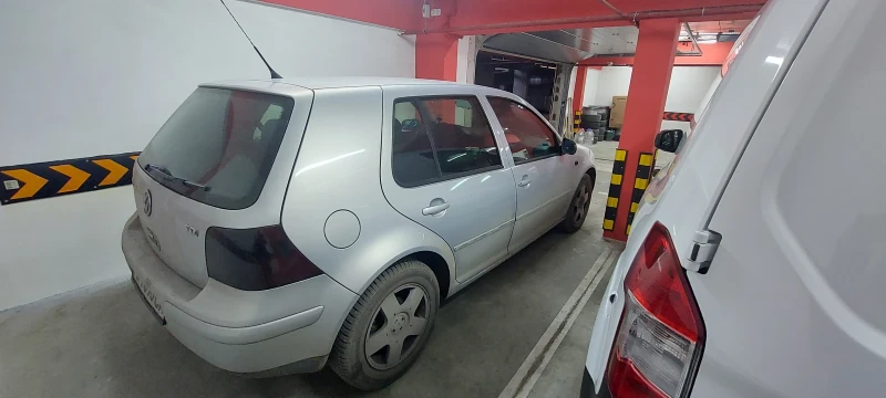 VW Golf, снимка 3 - Автомобили и джипове - 49447471