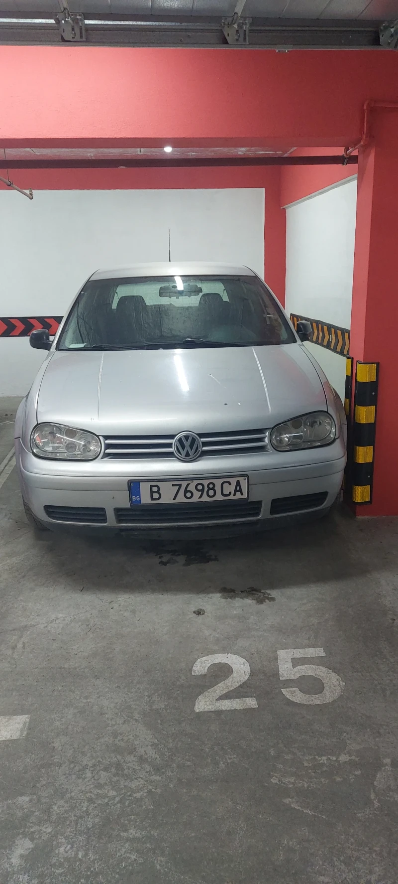 VW Golf, снимка 1 - Автомобили и джипове - 49447471