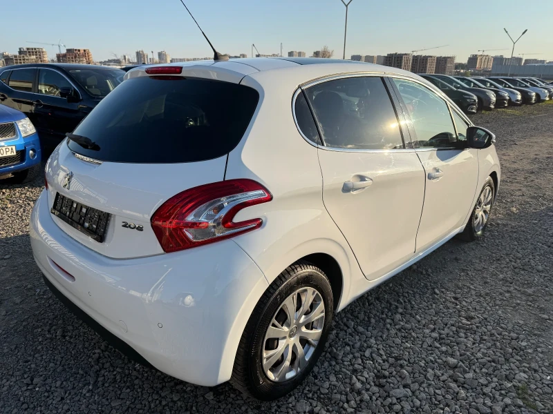 Peugeot 208 1.6 ШВЕЙЦАРИЯ АВТОМАТИК, снимка 3 - Автомобили и джипове - 49588873