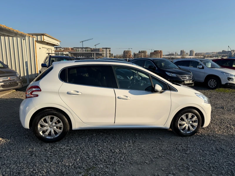 Peugeot 208 1.6 ШВЕЙЦАРИЯ АВТОМАТИК, снимка 4 - Автомобили и джипове - 49588873