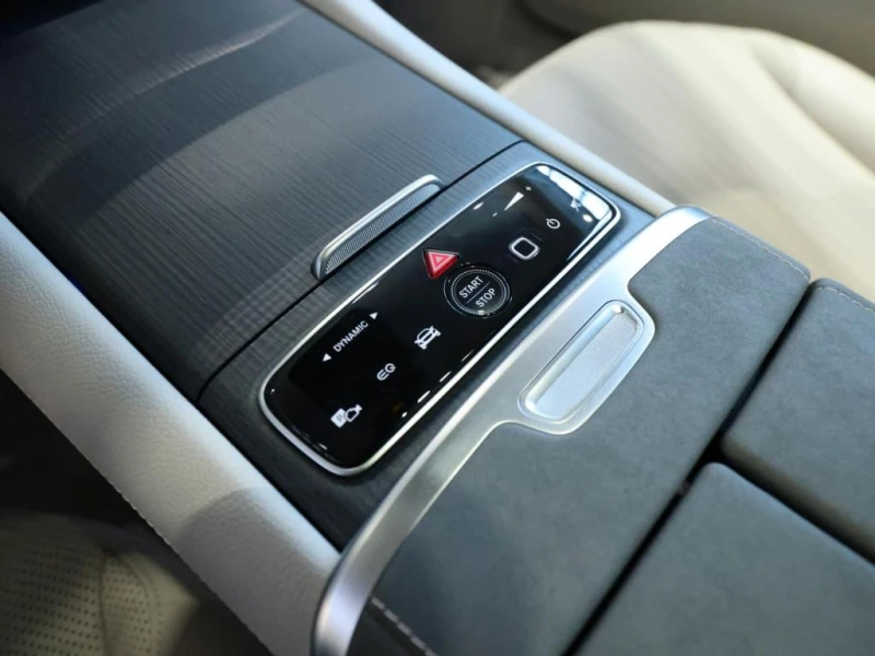 Mercedes-Benz EQS 580/ AMG/ 4-MATIC/ HYPERSCREEN/ PANO/ BURM/ NIGHT/, снимка 9 - Автомобили и джипове - 50894442