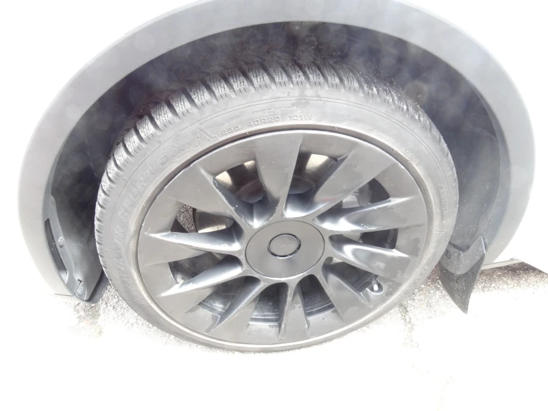 Tesla Model Y DUAL MOTOR 4X4, снимка 15 - Автомобили и джипове - 51274719