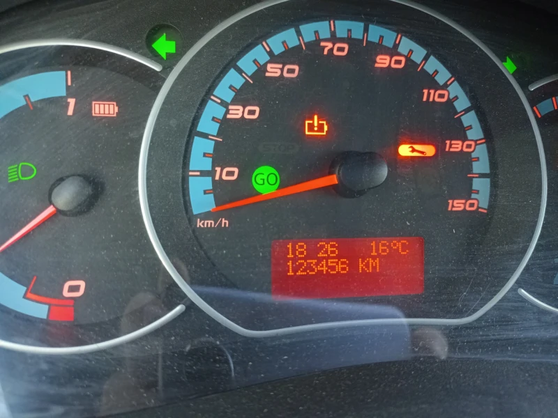 Renault Kangoo, снимка 6 - Автомобили и джипове - 51289607