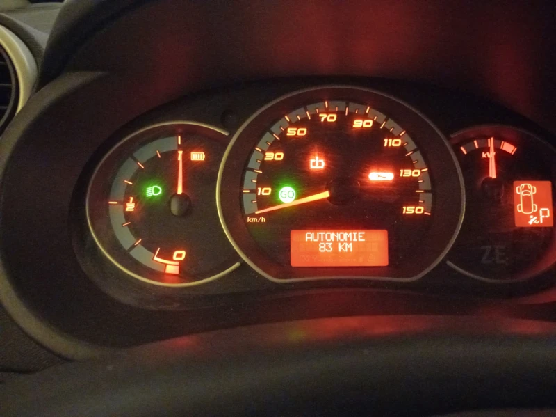 Renault Kangoo, снимка 8 - Автомобили и джипове - 51289607