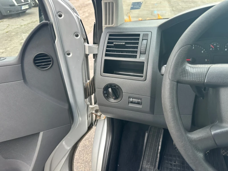 VW Multivan, снимка 7 - Автомобили и джипове - 52564482