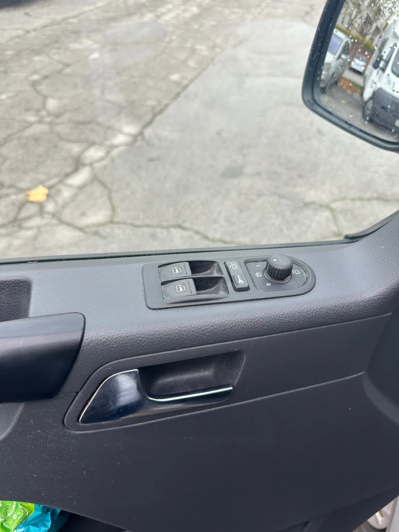 VW Multivan, снимка 8 - Автомобили и джипове - 52564482