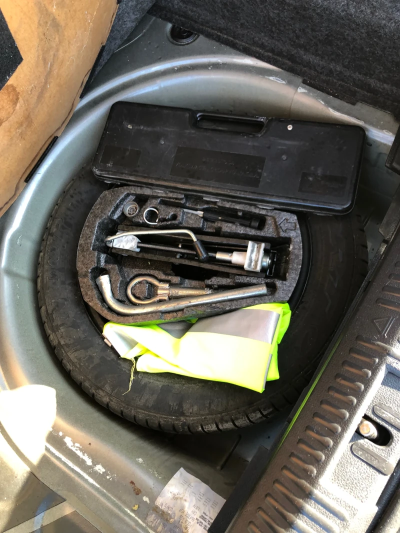 VW Polo, снимка 17 - Автомобили и джипове - 53248673