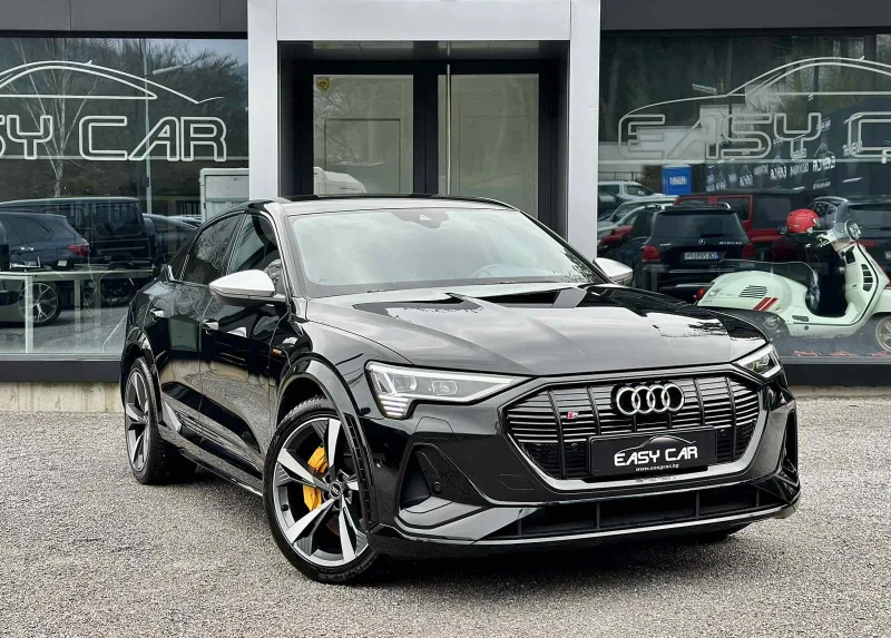 Audi E-Tron  S-LINE Sportback , снимка 2 - Автомобили и джипове - 53497825