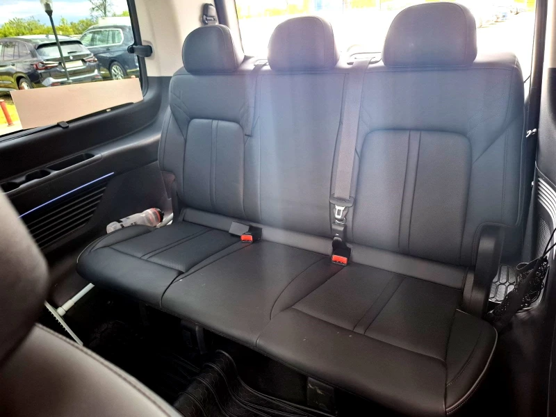 Hyundai Staria 2.2 d AWD Luxury - Сервизна история! - 77500 лв. - 66010582 16