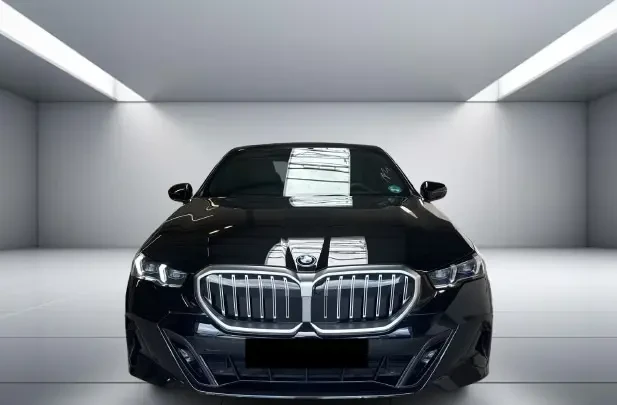 BMW 530 e = M-Sport = Гаранция