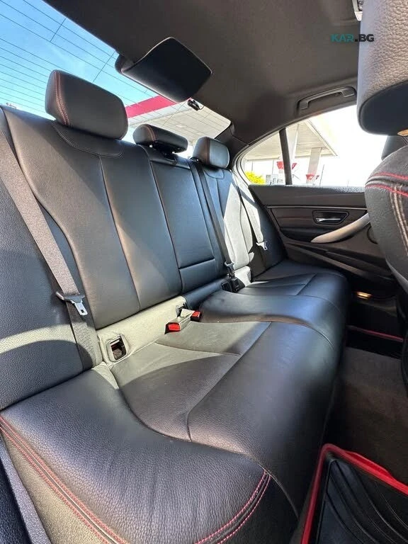 BMW 335 xDrive* Sedan* АвтоКредит* (ЦЕНА ДО БГ), снимка 16 - Автомобили и джипове - 54899769
