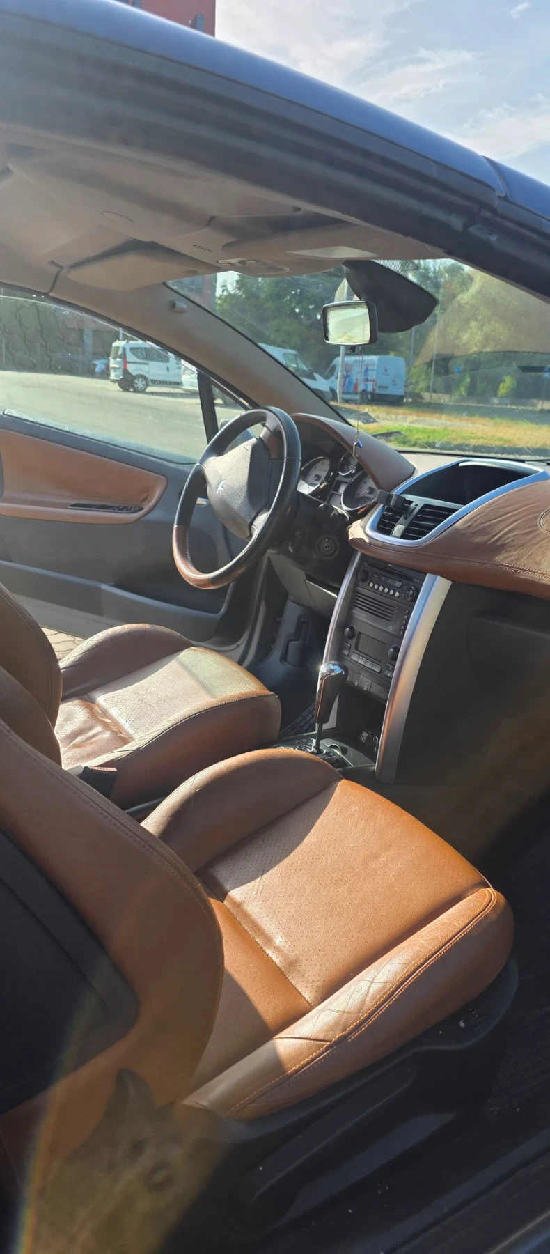 Peugeot 207 CC, снимка 11 - Автомобили и джипове - 55878985