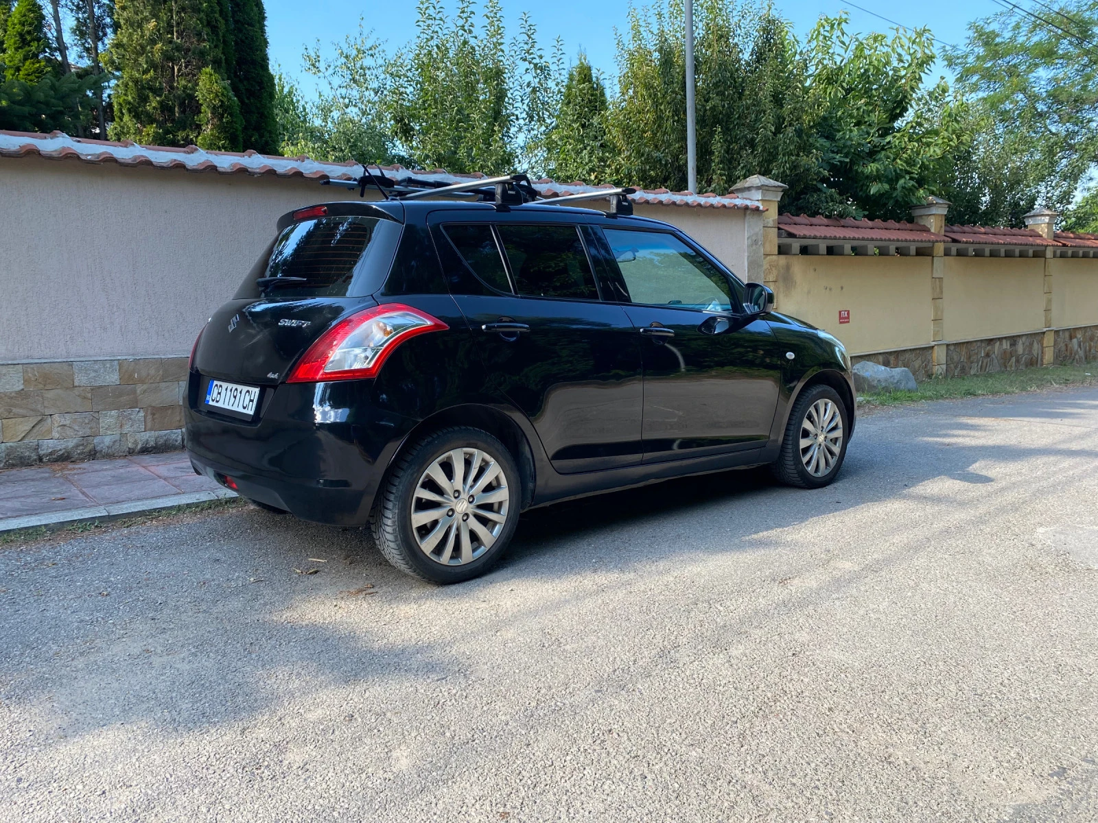 Suzuki Swift 4x4 1.3 - изображение 3