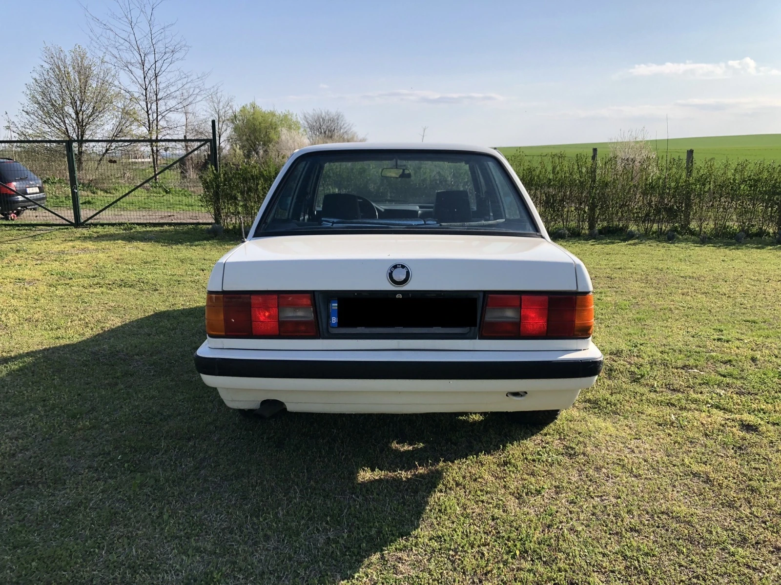 BMW 324 E30 - изображение 4