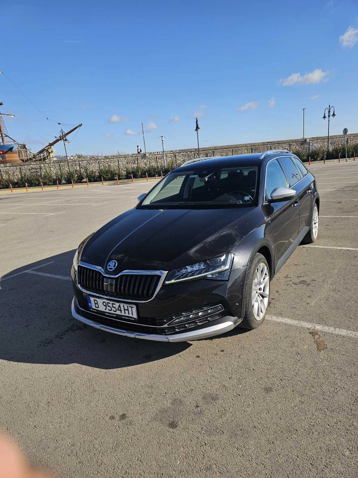 Skoda Superb SCOUT - изображение 4