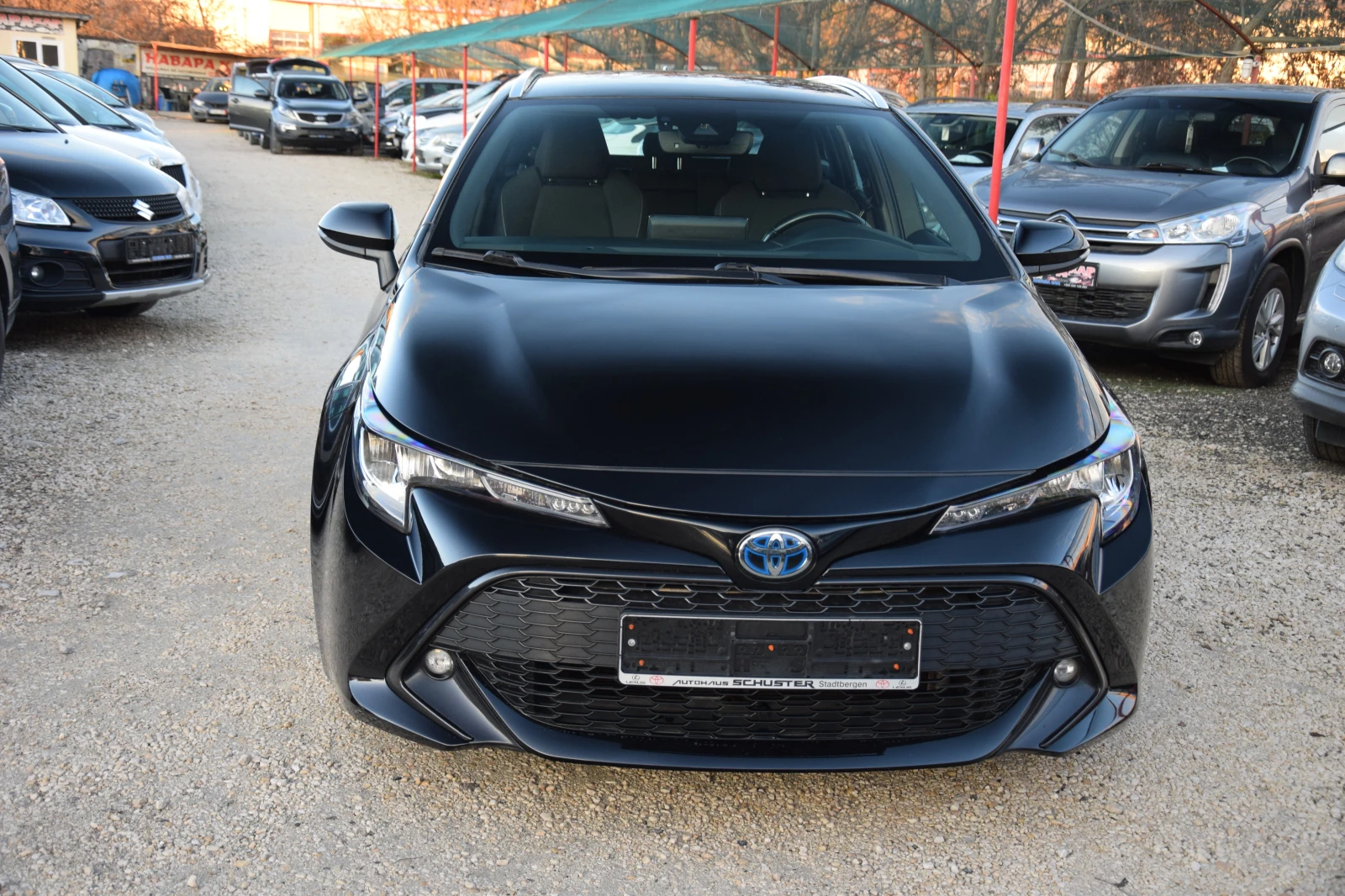 Toyota Corolla 1, 8HYBRID - изображение 2