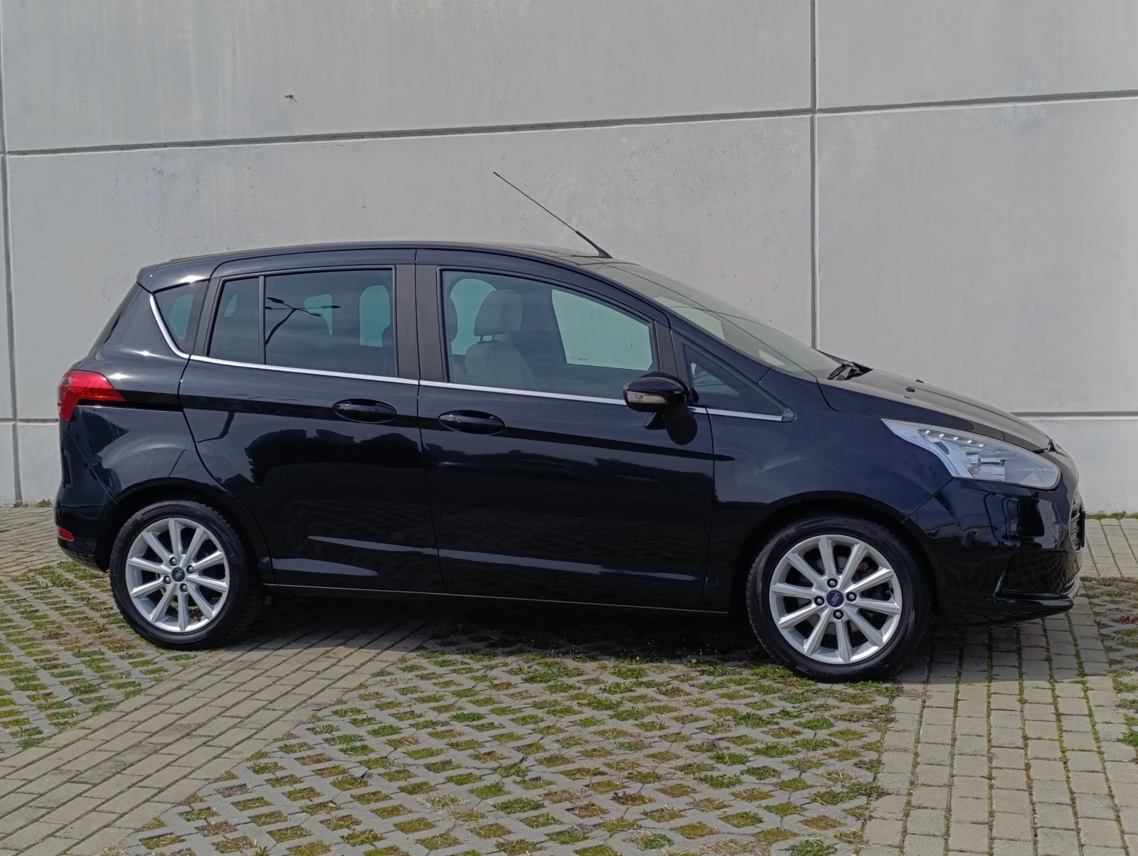 Ford B-Max AUTOMATIC ≫ 2015 • 14 900 лв. • ID: 59883327 | Auto.bg