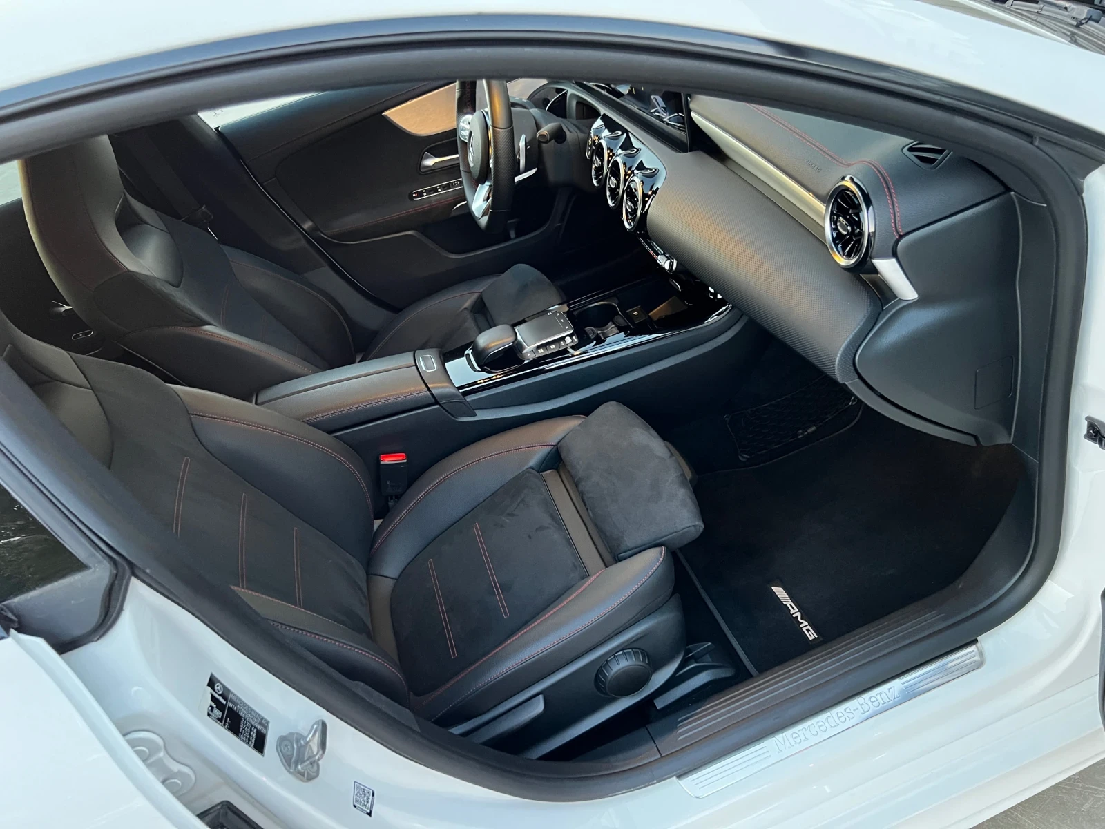 Mercedes-Benz CLA 200 d/AMG/CAMERA/MBUX/DIGITAL - изображение 10