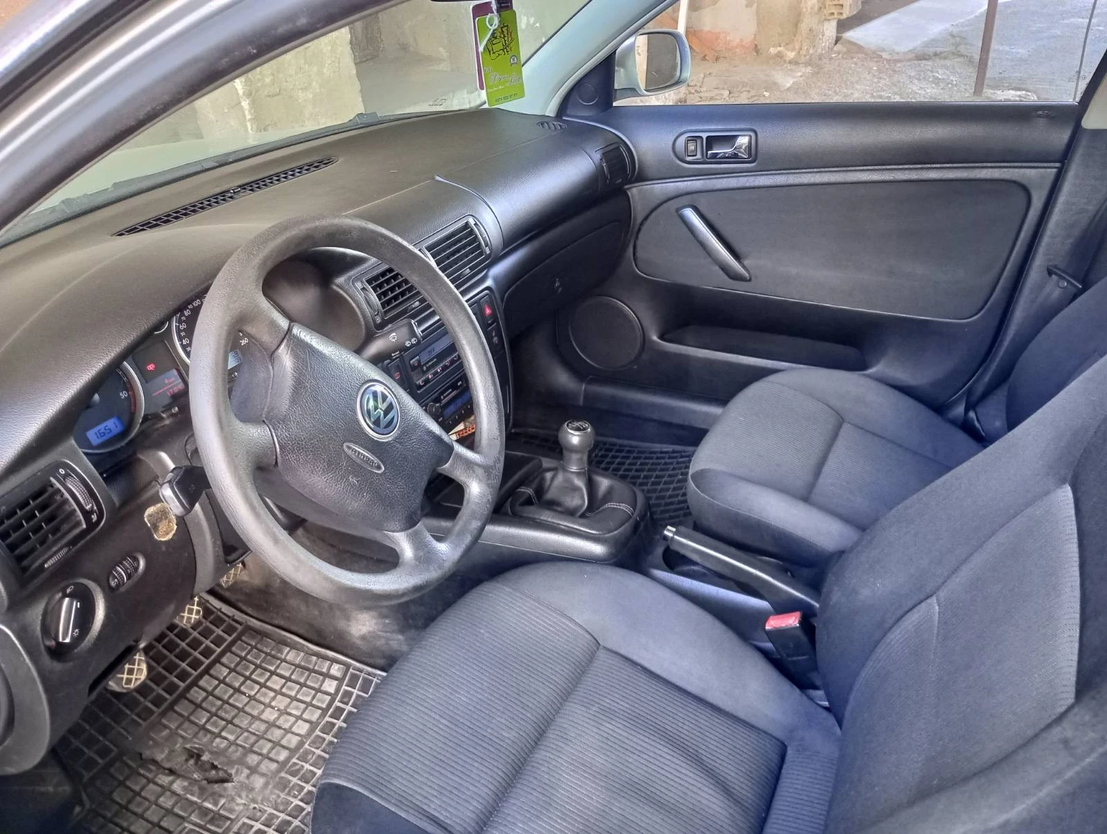 VW Passat  - изображение 7