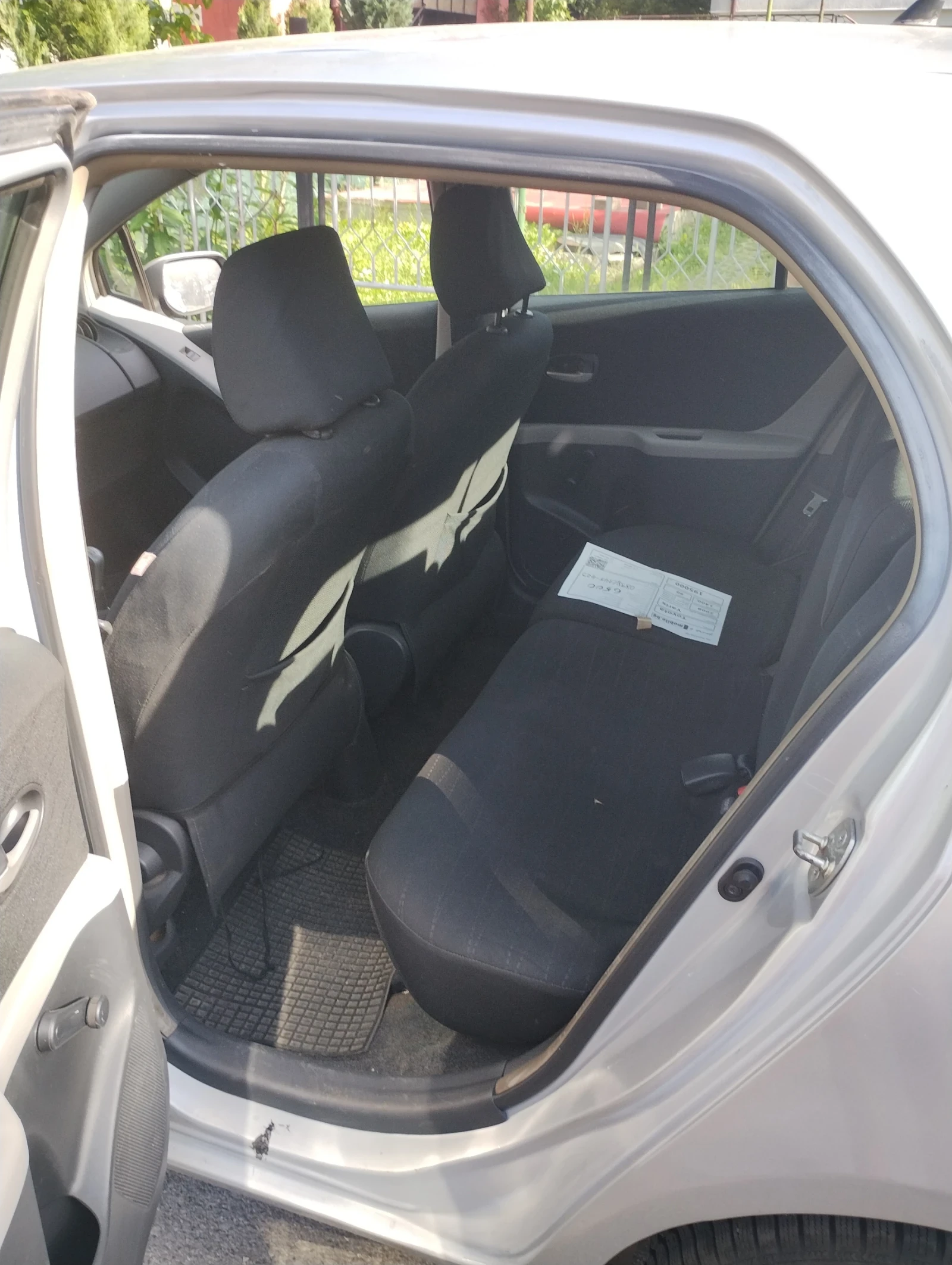 Toyota Yaris 1, 4 D4D - изображение 6