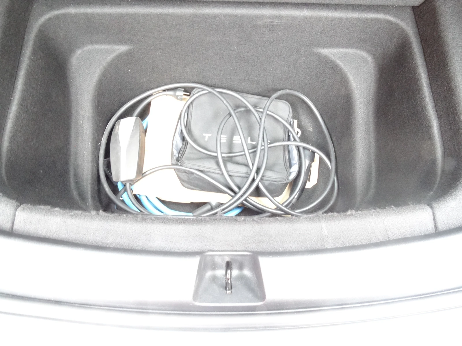 Tesla Model Y DUAL MOTOR 4X4 | Mobile.bg   12