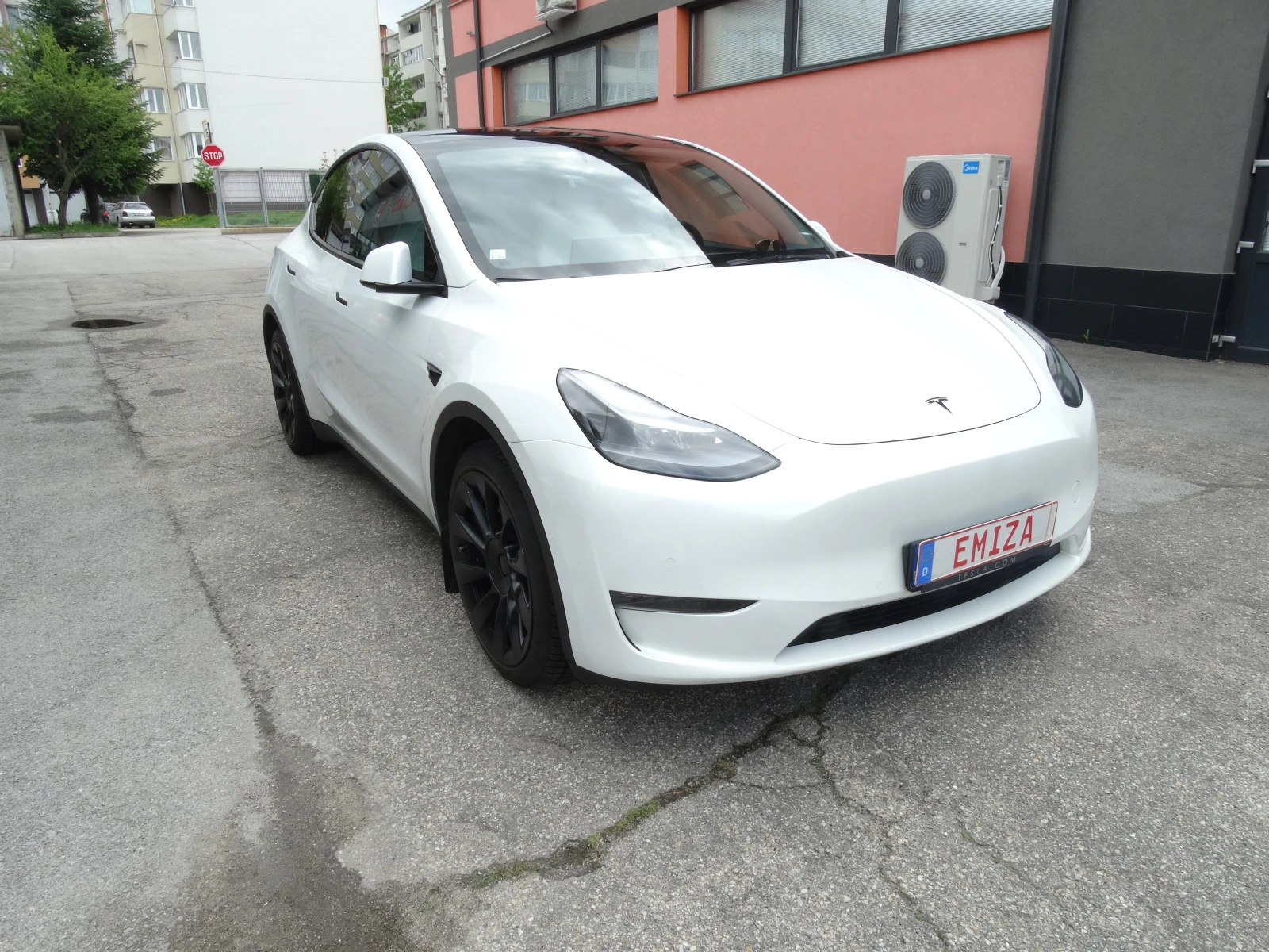 Tesla Model Y DUAL MOTOR 4X4 - изображение 2